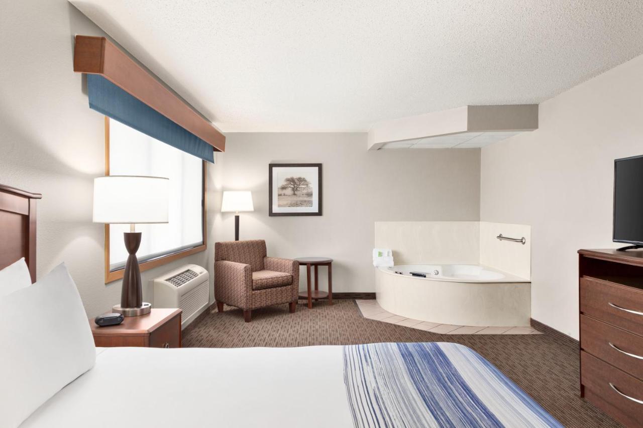 Americinn By Wyndham Sauk Centre Værelse billede
