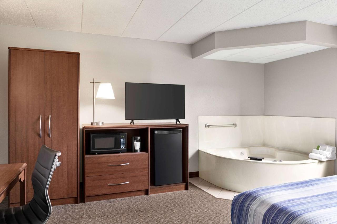 Americinn By Wyndham Sauk Centre Eksteriør billede