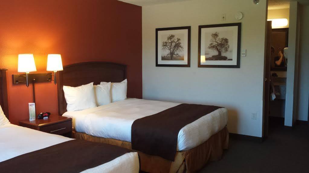 Americinn By Wyndham Sauk Centre Eksteriør billede
